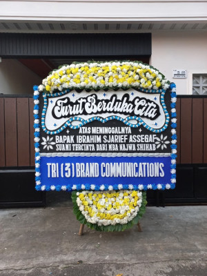Papan Bunga Duka di Beoga Barat